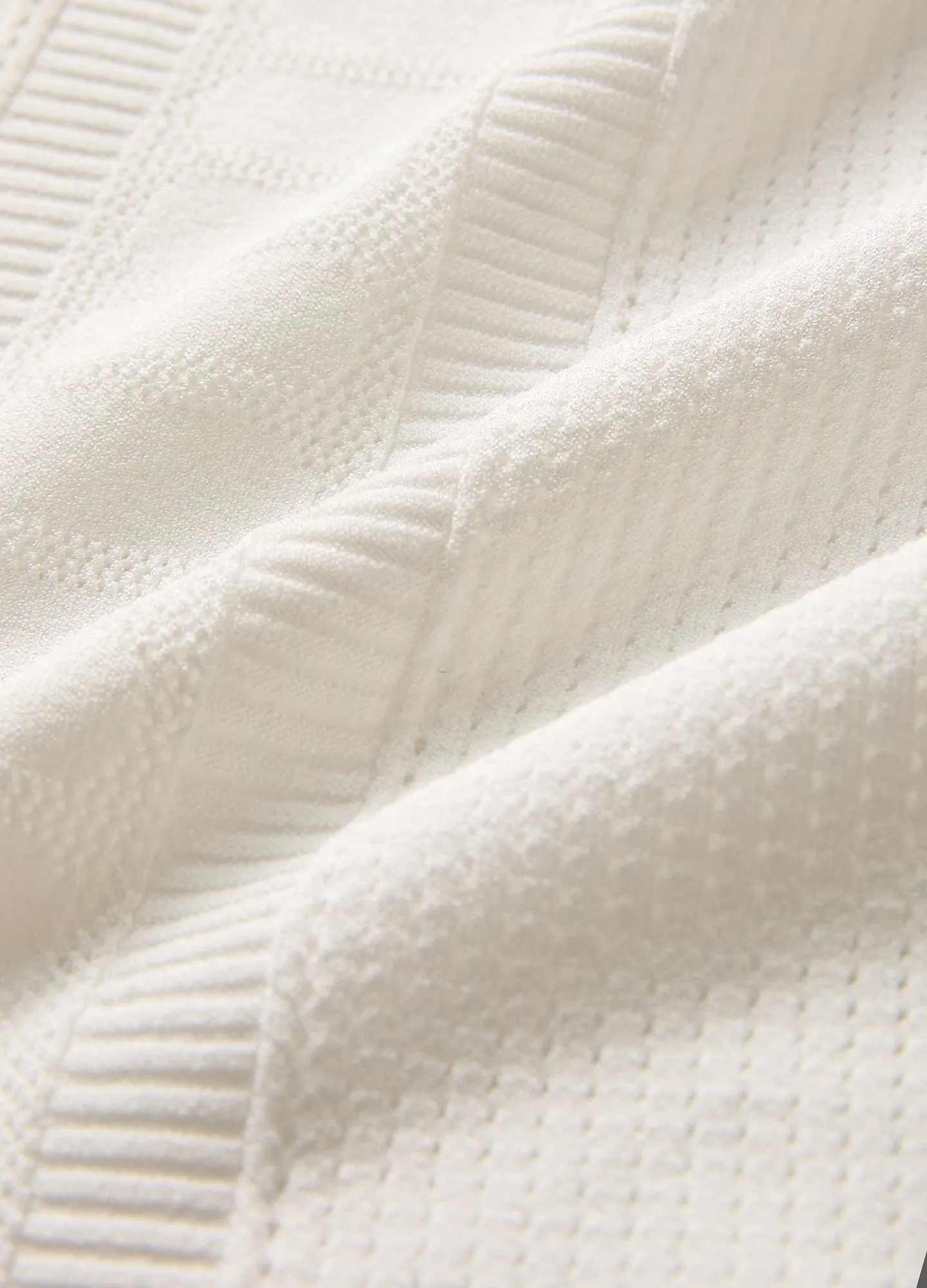 Border Mesh Tech Knit Shirt Ivory