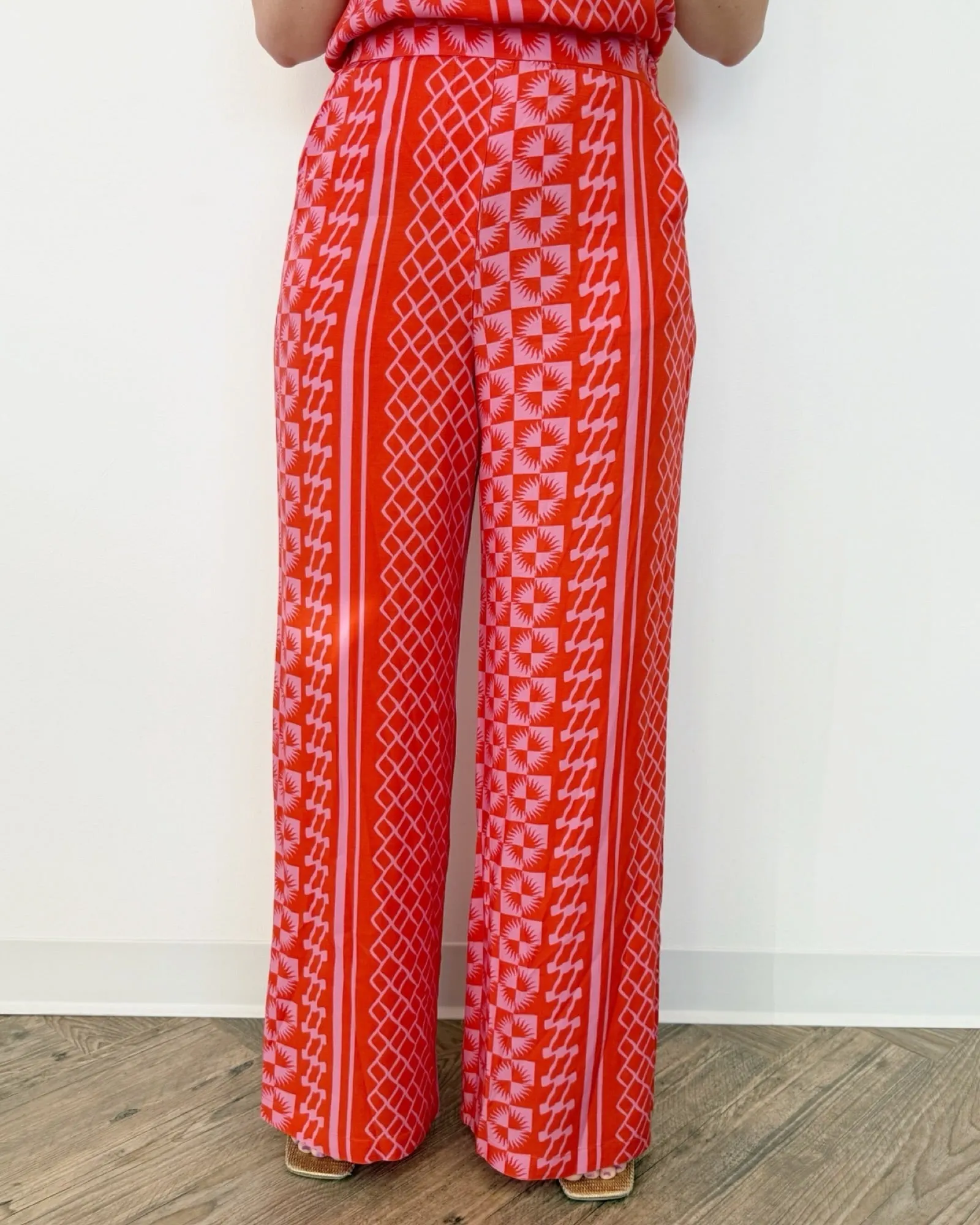 Capri Printed Pull on Pant