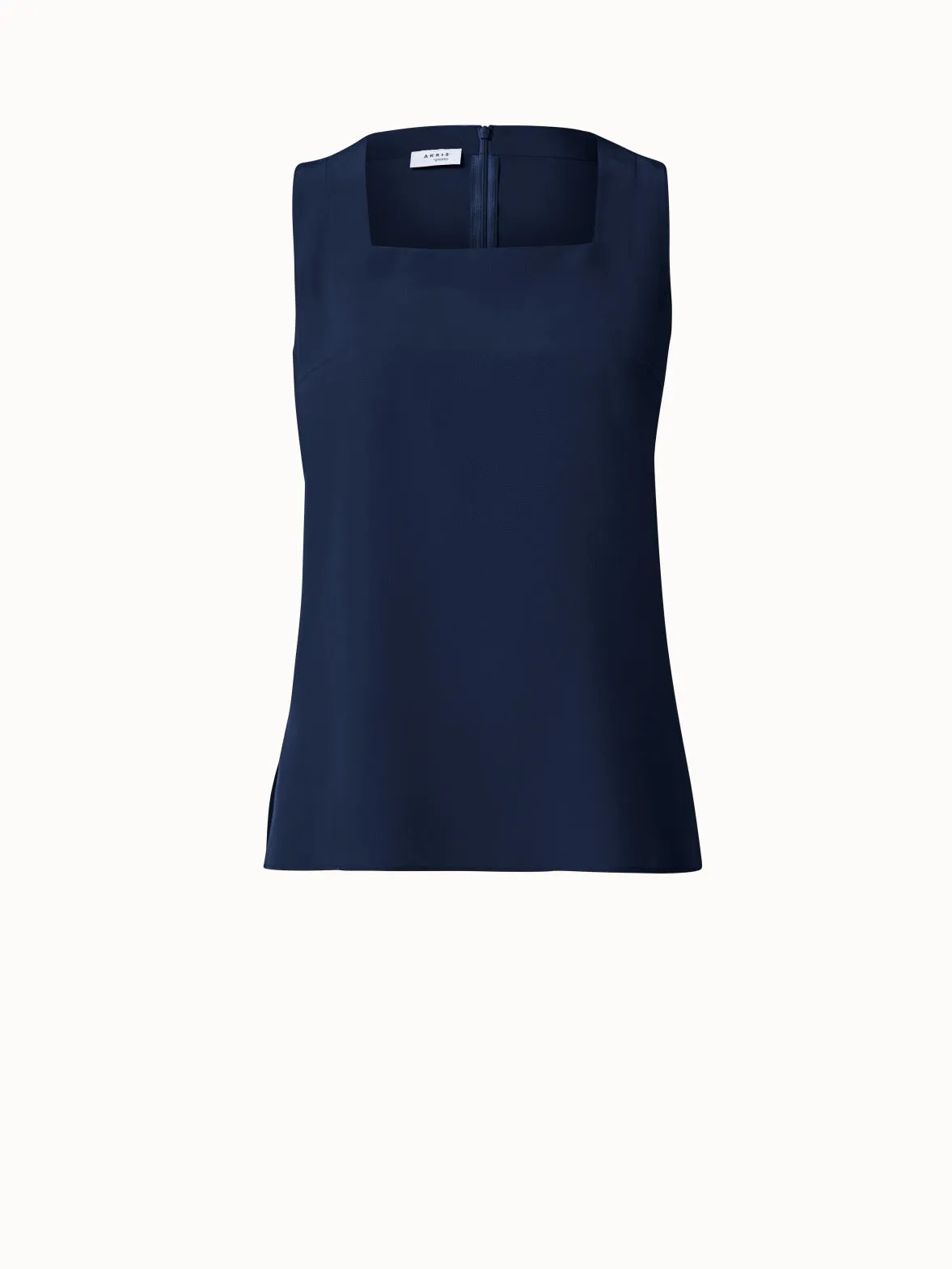 Crpe de Chine Blouse with Square Neck
