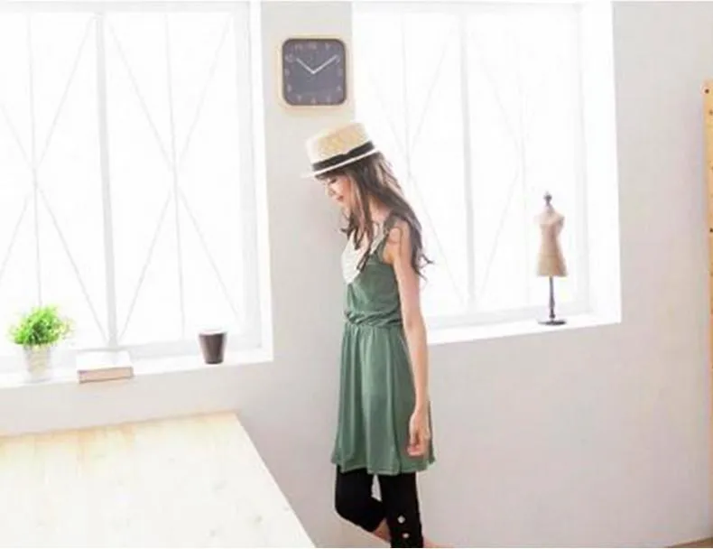 Fashionable Lace-Front Dress