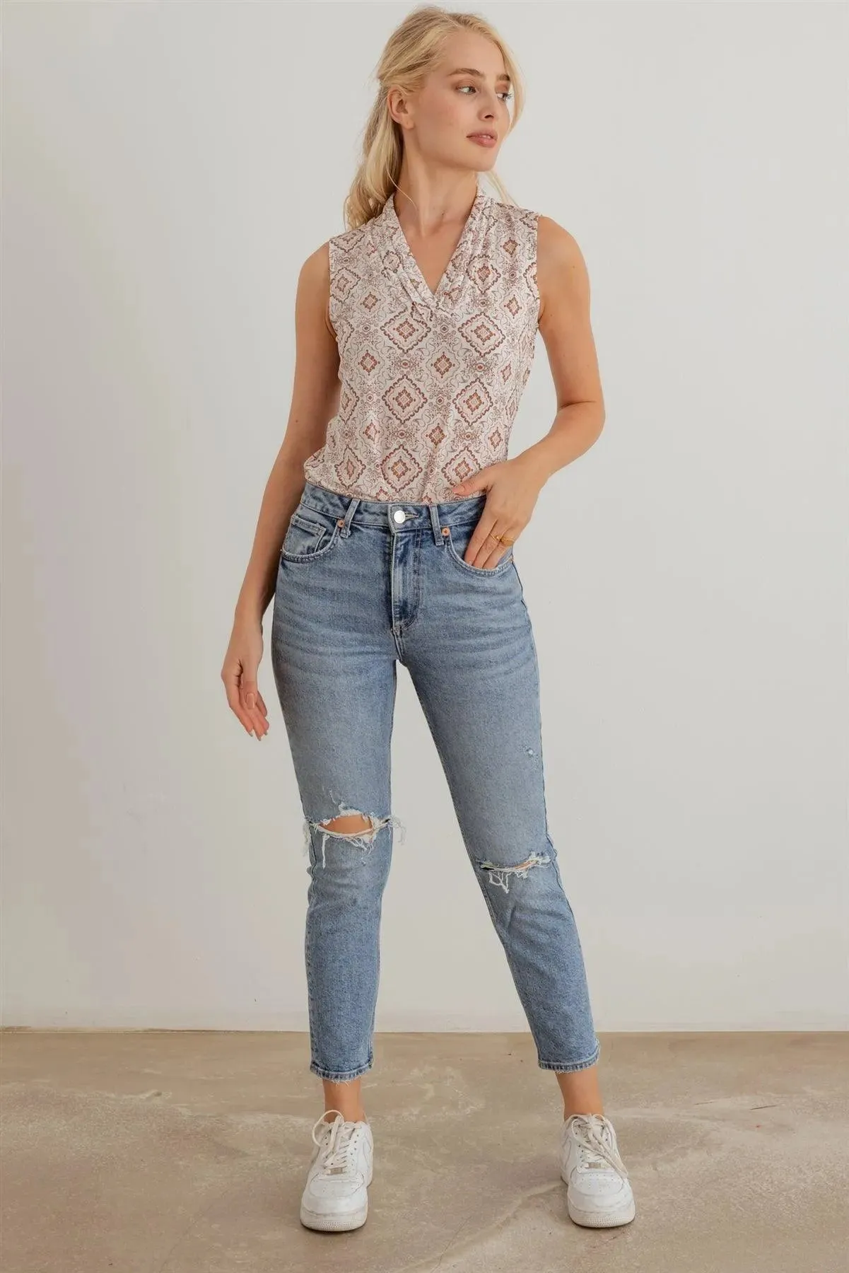 Floral & Paisley V-Neck Sleeveless Tank Top