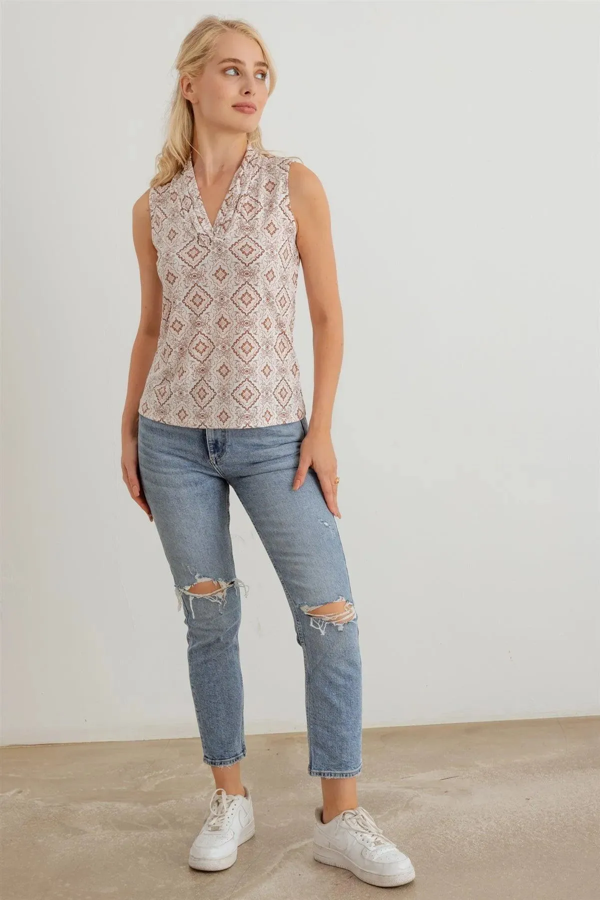 Floral & Paisley V-Neck Sleeveless Tank Top