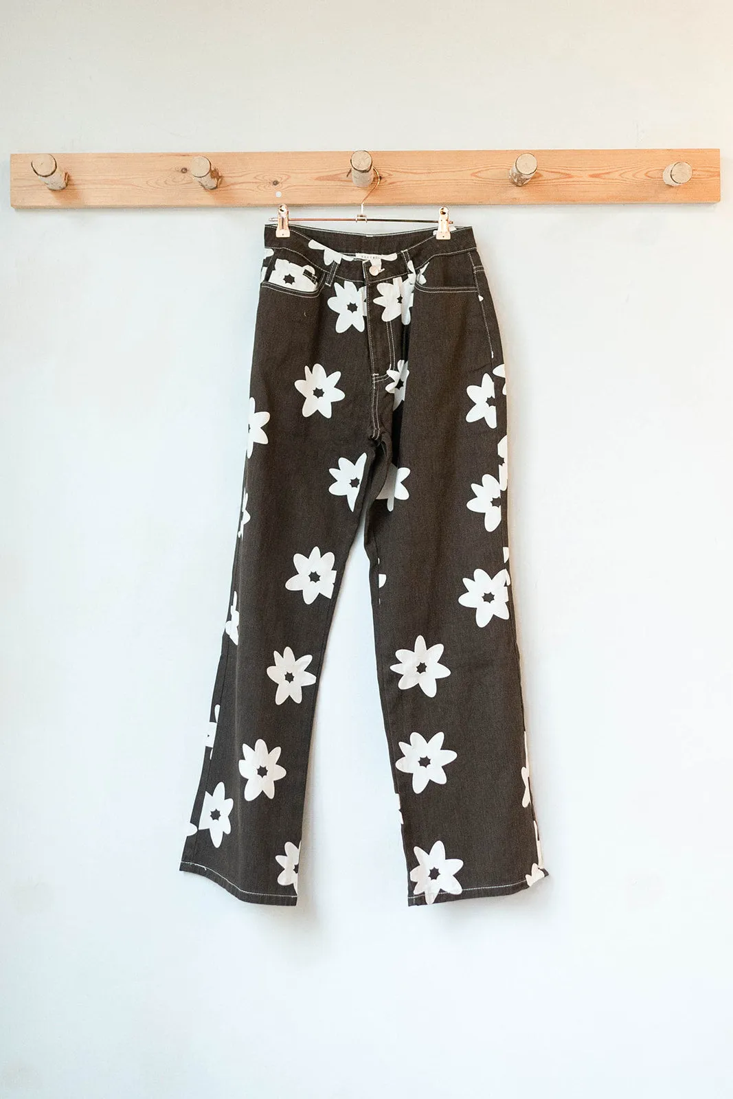 fresh as a daisy pants