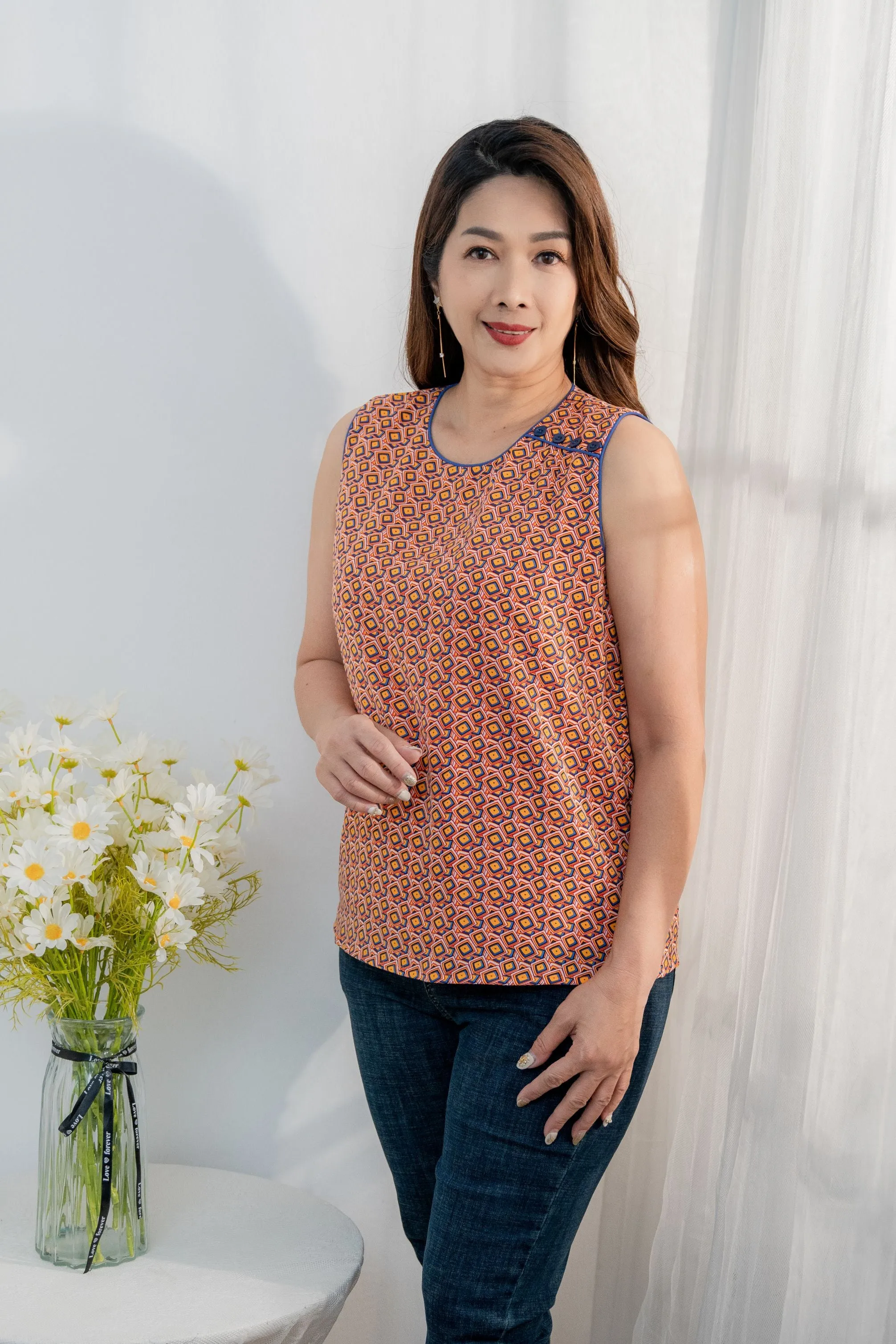Geometric Pattern Top Button Blouse