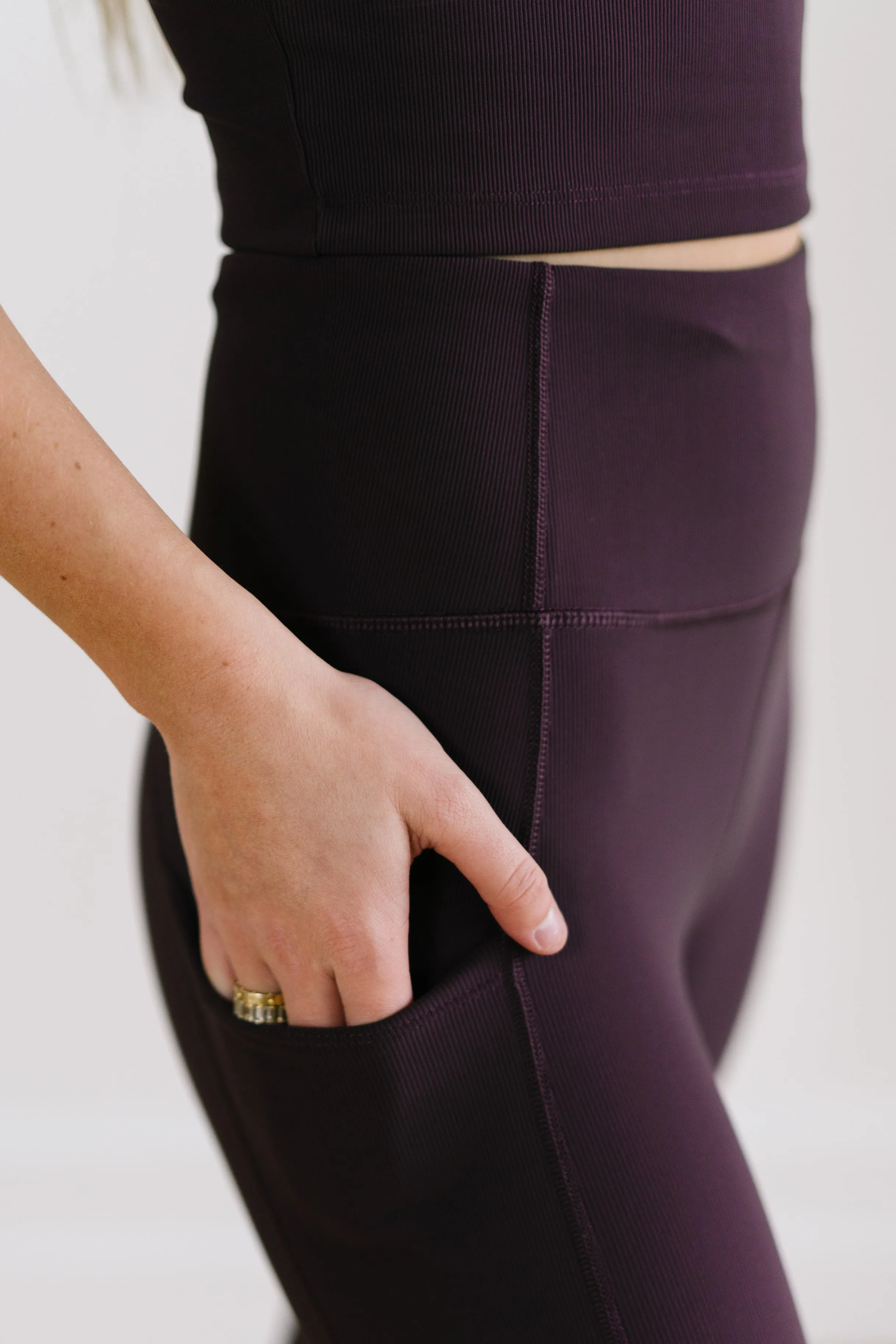 Inspire Leggings - Eggplant Ribbed
