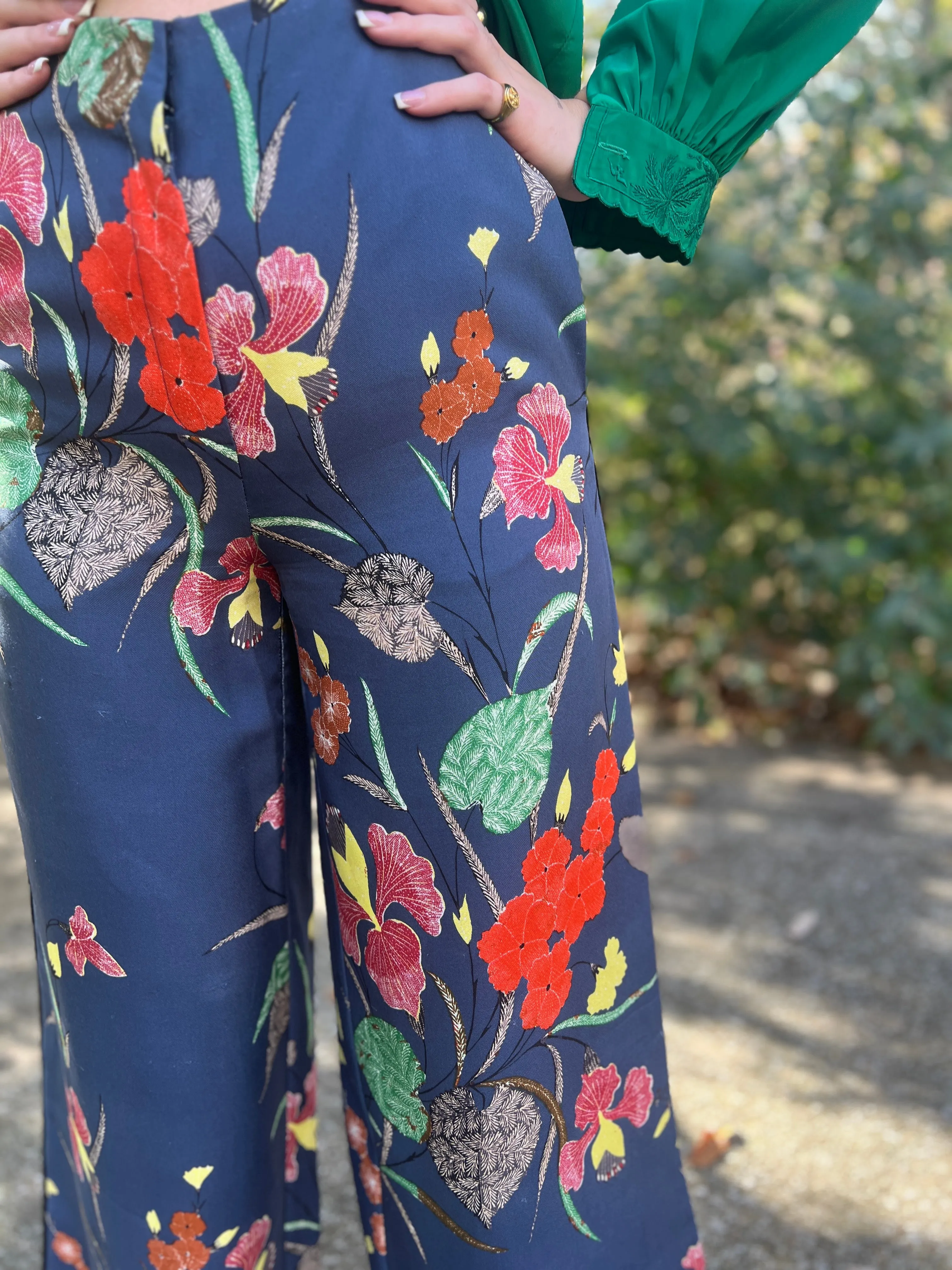 Ladies Vintage Blue Floral Wide Leg Pants