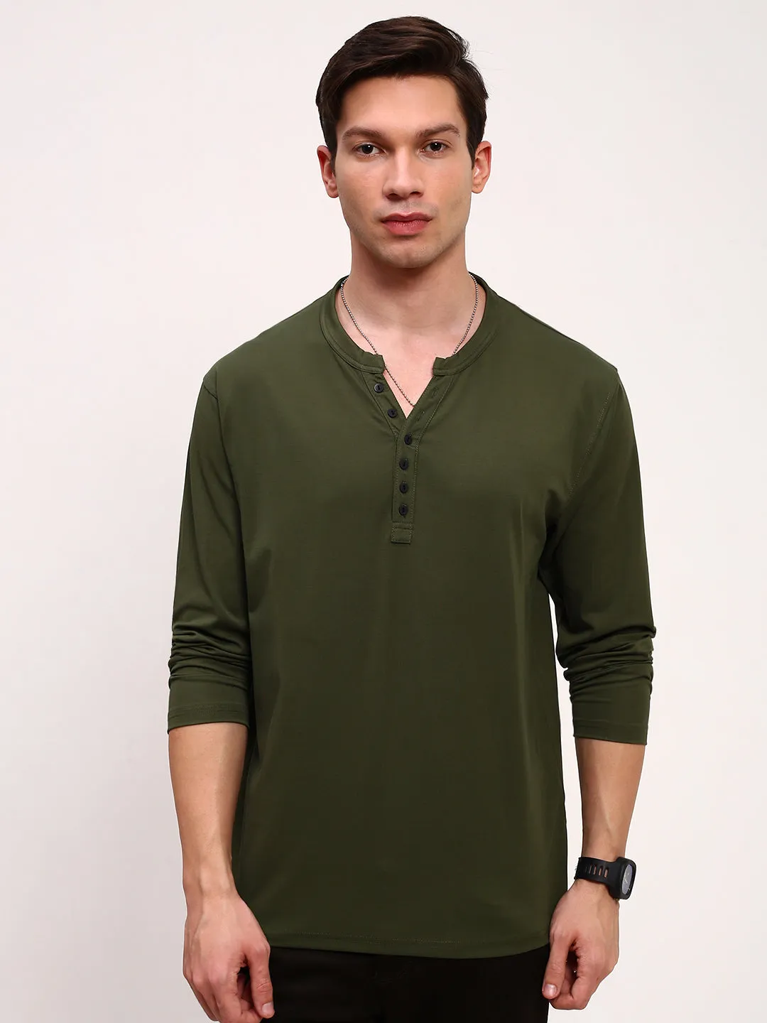 Men Green Solid Henley Neck T-Shirt