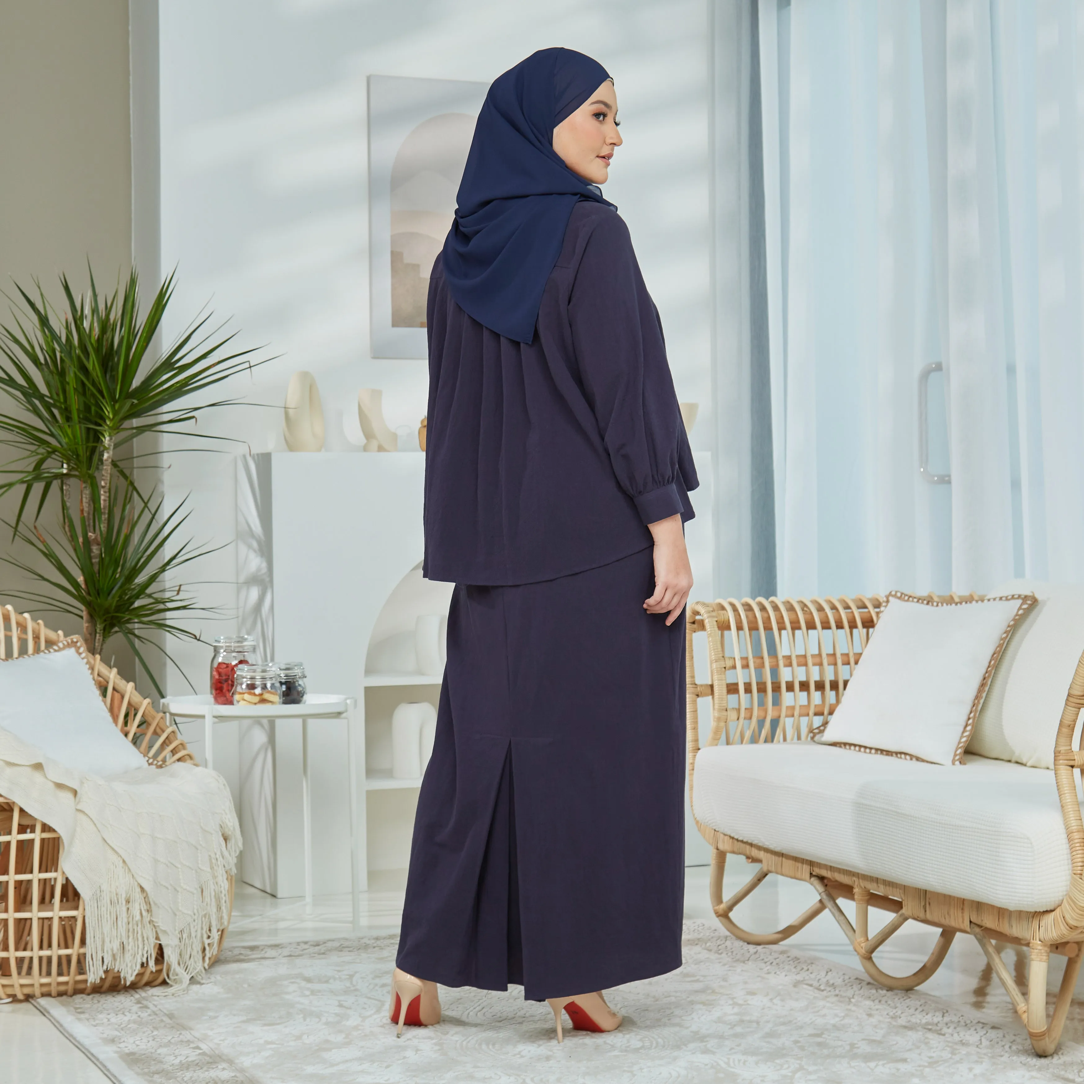 Nikayla Linen Kurung Set - Navy