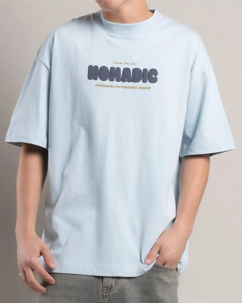 NOMADIC PARADISE Radio Street T-Shirt - Baby Blue