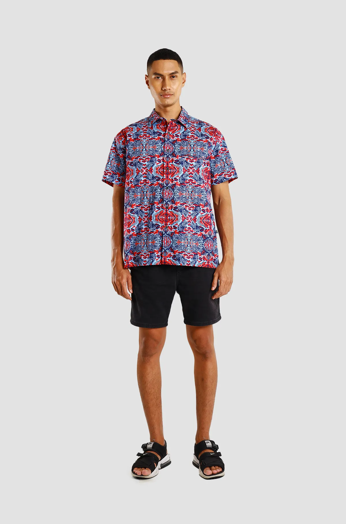 Nusantara Modern Fit Dragon Wave in Poppy Red