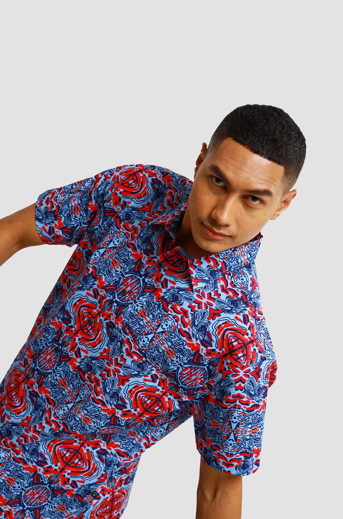 Nusantara Modern Fit Dragon Wave in Poppy Red