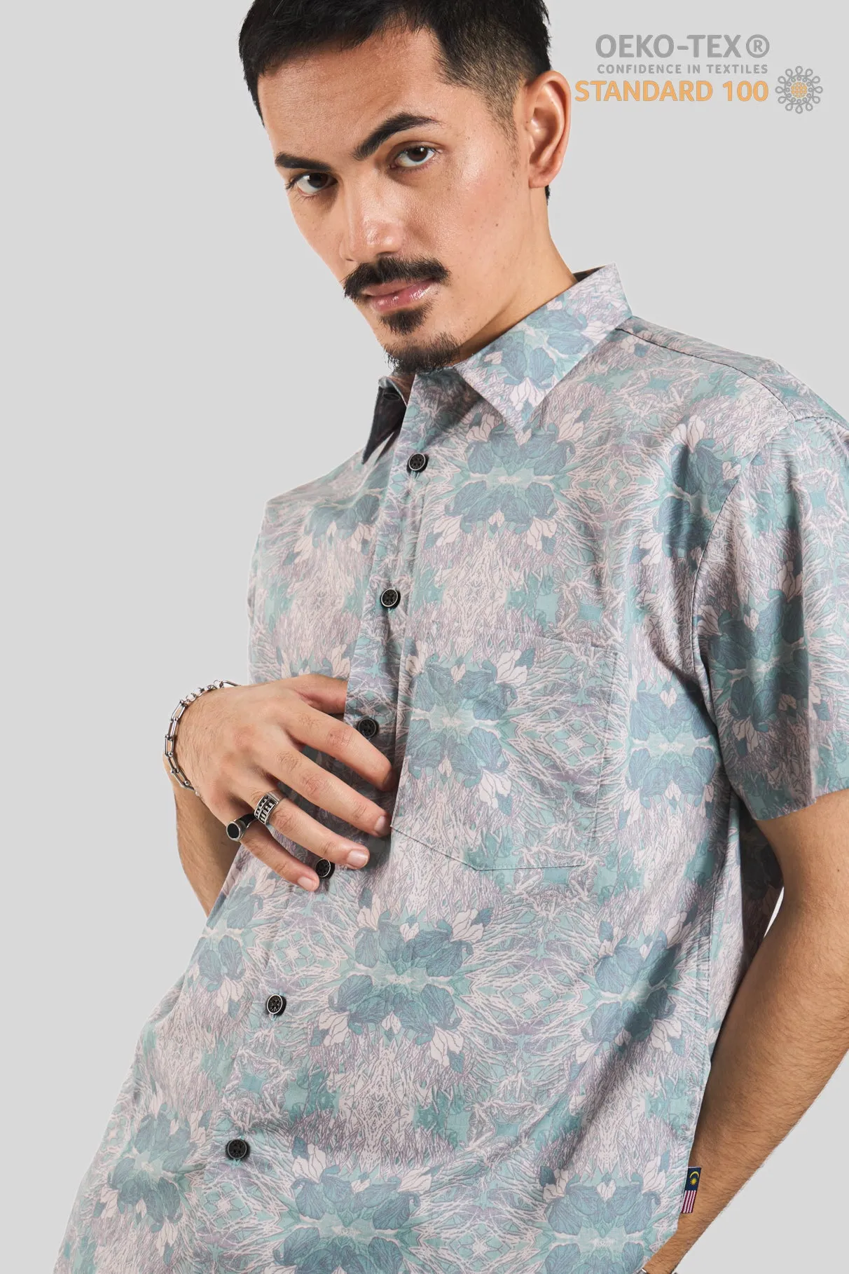 Nusantara Modern Fit Iris Garden