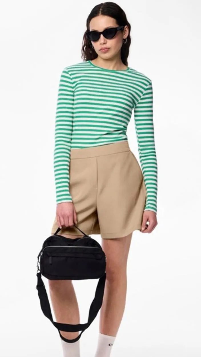 PC BOZZY HW SHORTS - SILVER MINK