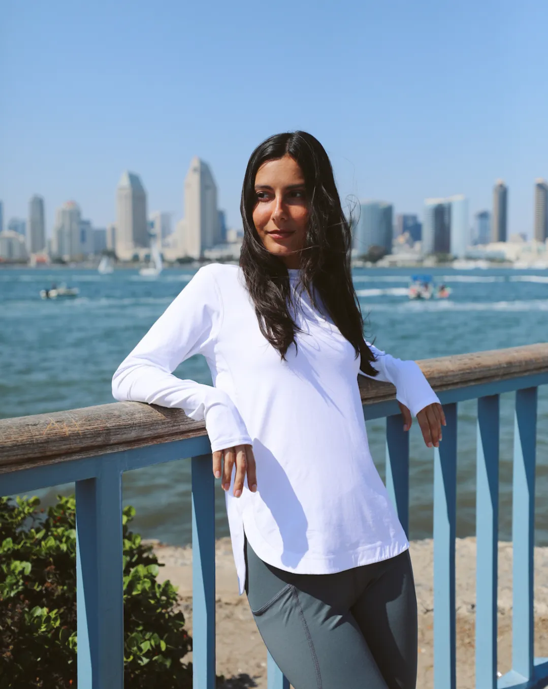 WOMEN'S RELAXED SCALLOP TOP (2015)