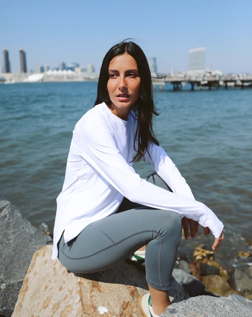 WOMEN'S RELAXED SCALLOP TOP (2015)